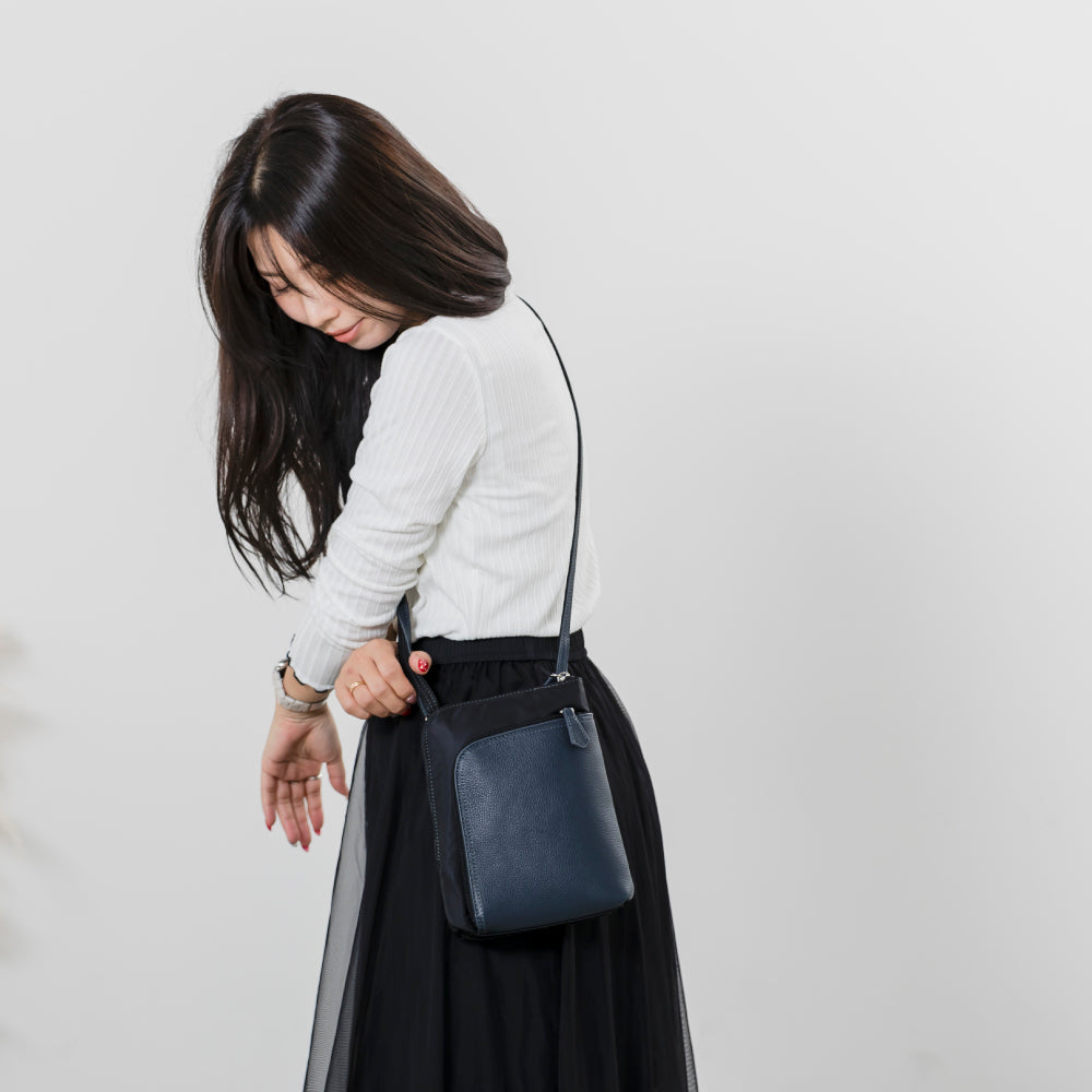 【QUAY】はっ水ナイロンポシェット 牛革部分使い ショルダーバッグ ナイロンポーチ 99490