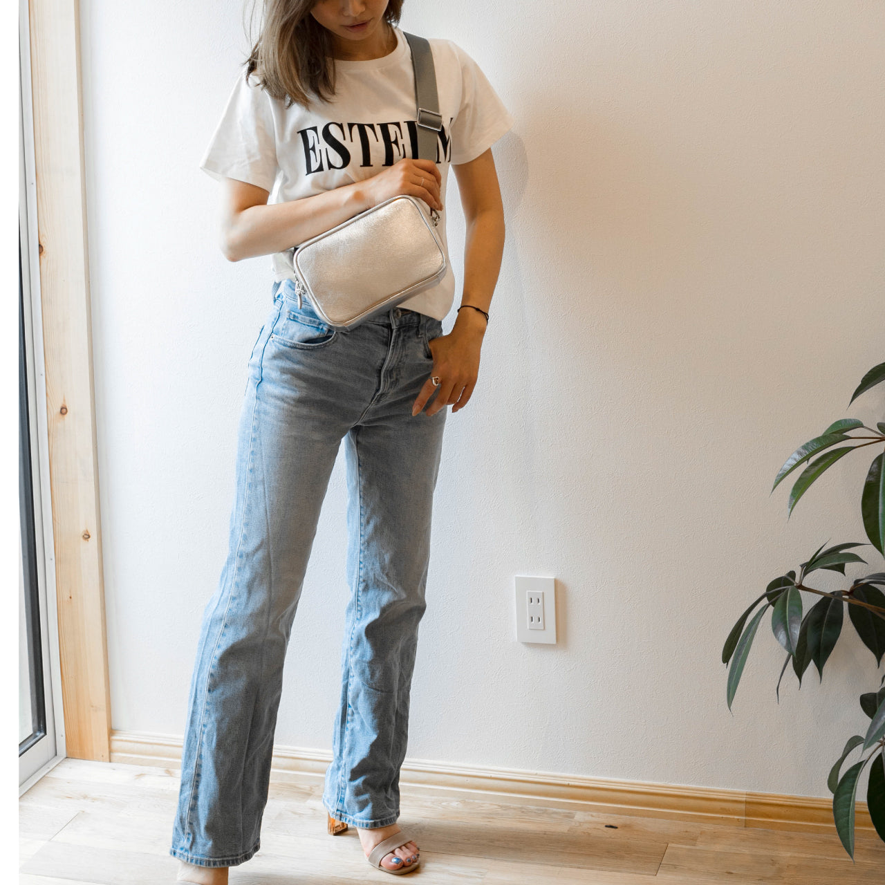 上質なソフトレザー シンプル ショルダーバッグ Tostato トスタート 本革ショルダー 大容量 牛革 ボックスバッグ イマイバッグ レザー ギフト 人気 99433