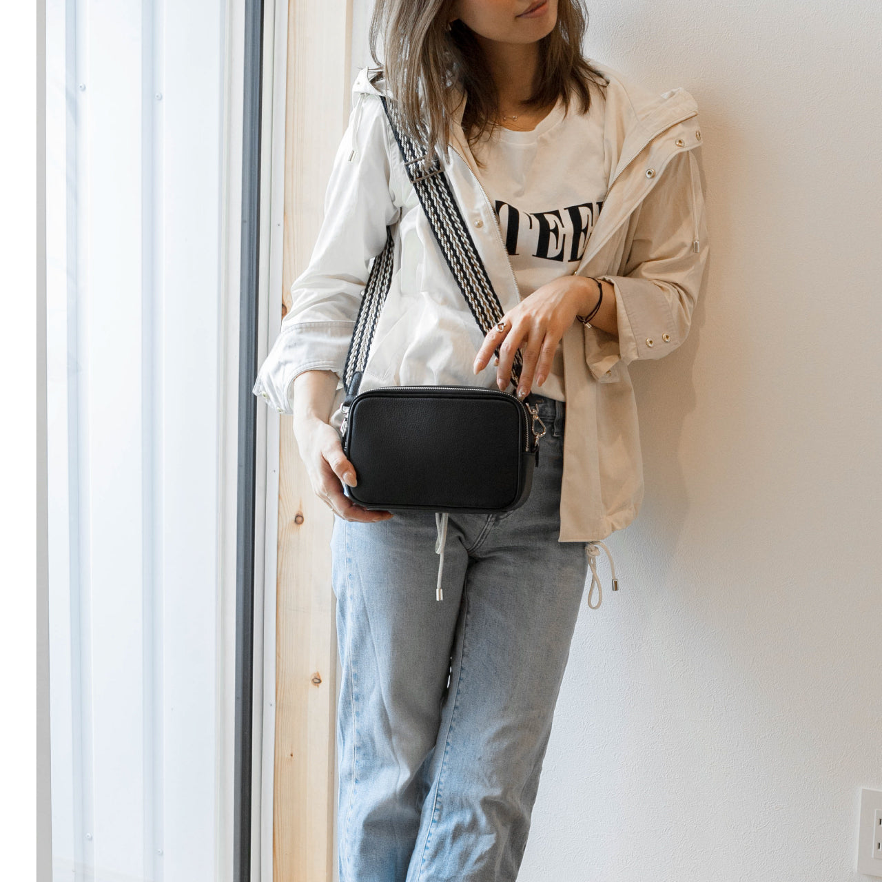 上質なソフトレザー シンプル ショルダーバッグ Tostato トスタート 本革ショルダー 大容量 牛革 ボックスバッグ イマイバッグ レザー ギフト 人気 99433