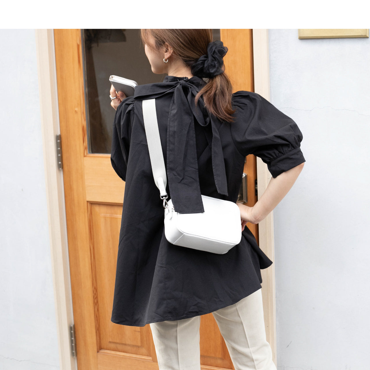 上質なソフトレザー シンプル ショルダーバッグ Tostato トスタート 本革ショルダー 大容量 牛革 ボックスバッグ イマイバッグ レザー ギフト 人気 99433