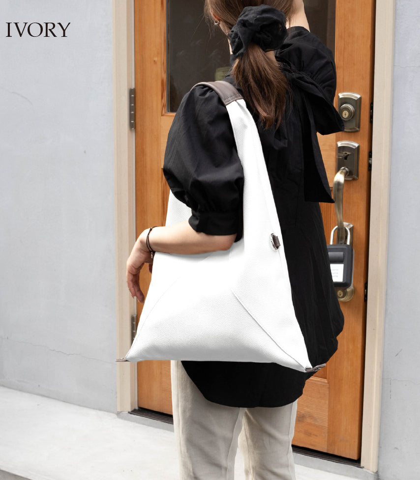 QUAY キー 三角バッグポーチ付き インナーバッグ付き イマイバッグ 11097