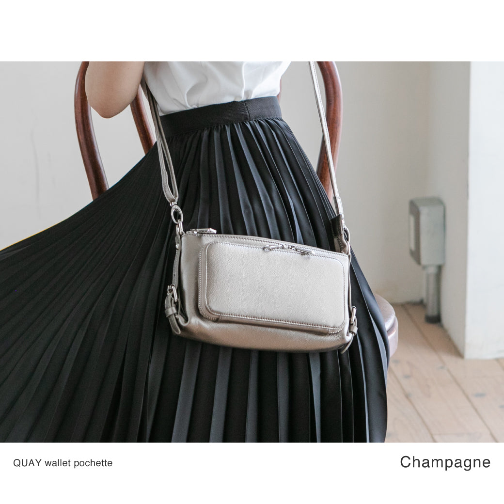 QUAY キー 牛革 お財布ポーチ ショルダーバッグ 2way 44460N