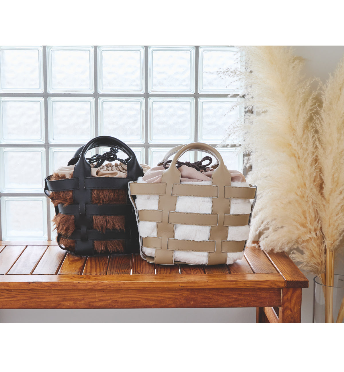 【La Closet】Lisbon リスボン 【ポーチ2個付き】革かごバッグ キャンバス ファー 巾着ポーチ レオパード 豹柄 ファーバッグ ボア もこもこ バッグ 軽量 大人 おしゃれ 通勤バッグ 通学 春夏 秋冬 99-3002