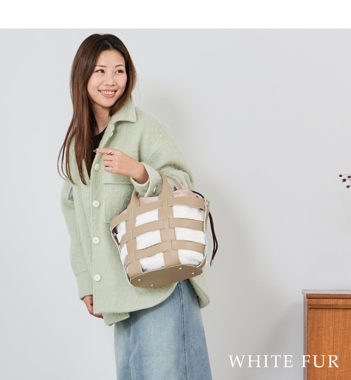 【La Closet】Lisbon リスボン 【ポーチ2個付き】革かごバッグ キャンバス ファー 巾着ポーチ レオパード 豹柄 ファーバッグ ボア もこもこ バッグ 軽量 大人 おしゃれ 通勤バッグ 通学 春夏 秋冬 99-3002